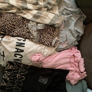 Maternity xl shirts